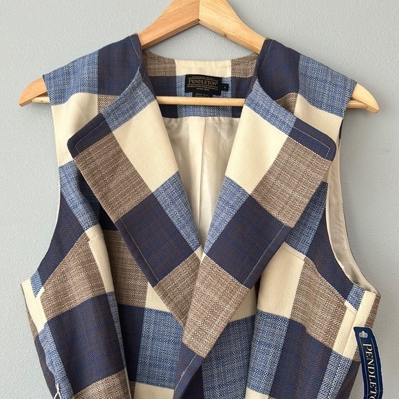 Pendleton Sweaters - Pendleton • NWT Blue & Cream Buffalo Check Plaid Long Belted Wrap Vest Sz Large